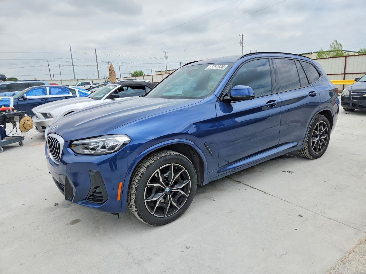 5UX53DP00R9V02119 · 2024 BMW X3