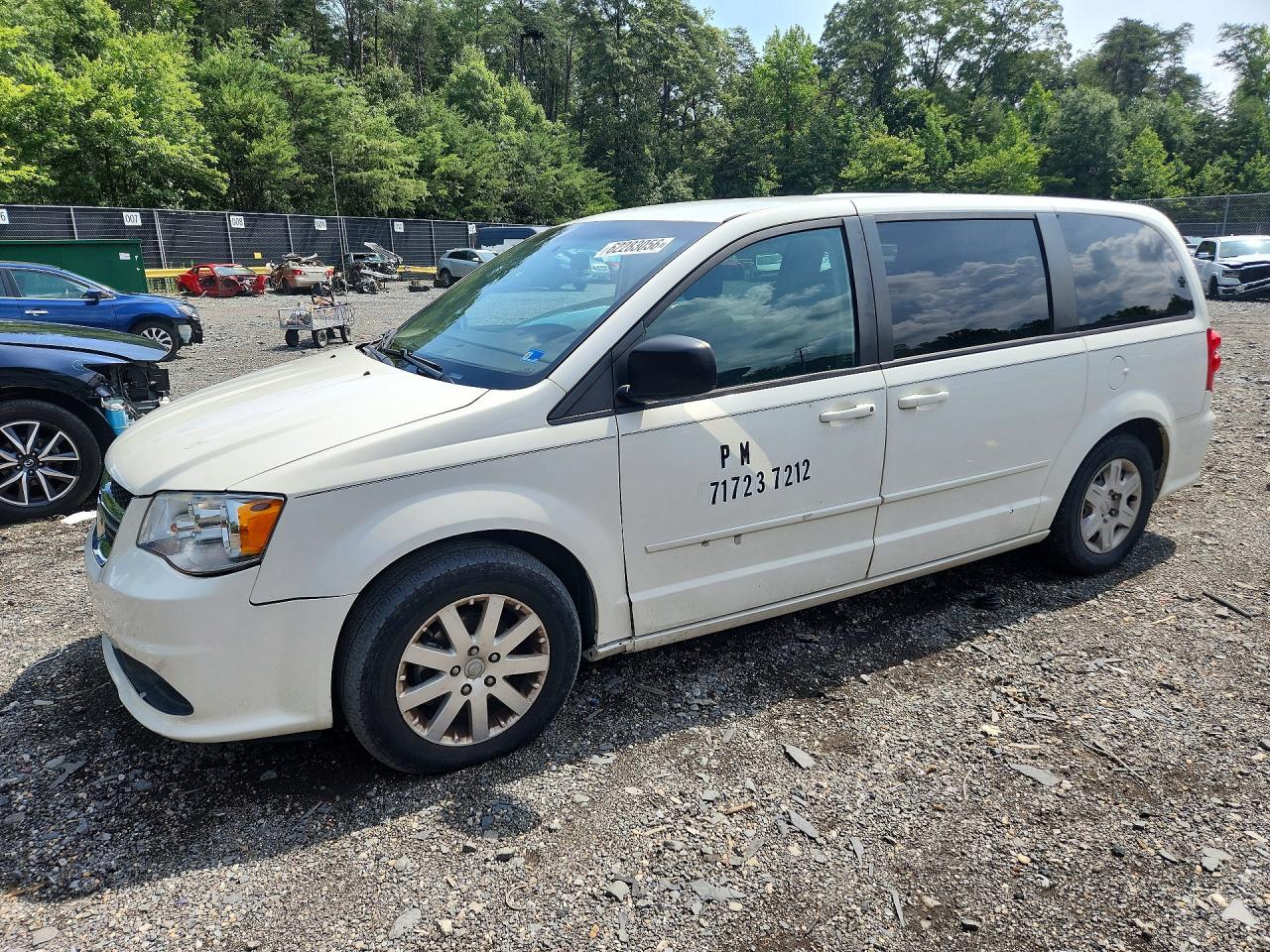 2D4RN4DG5BR731879 · 2011 DODGE GRAND CARAVAN