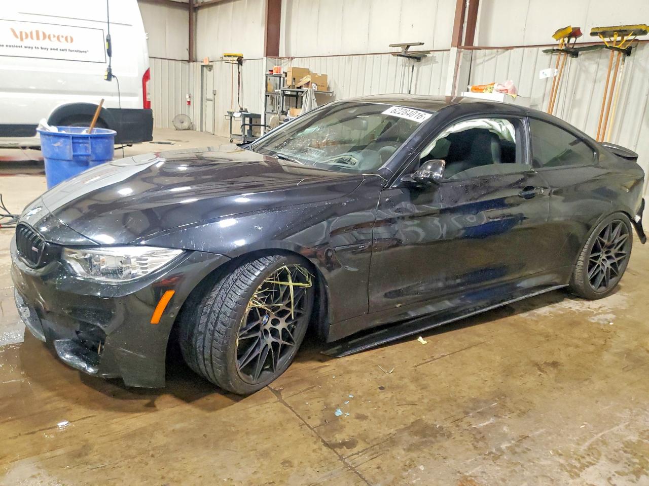WBS3R9C50GK335927 · 2016 BMW M4