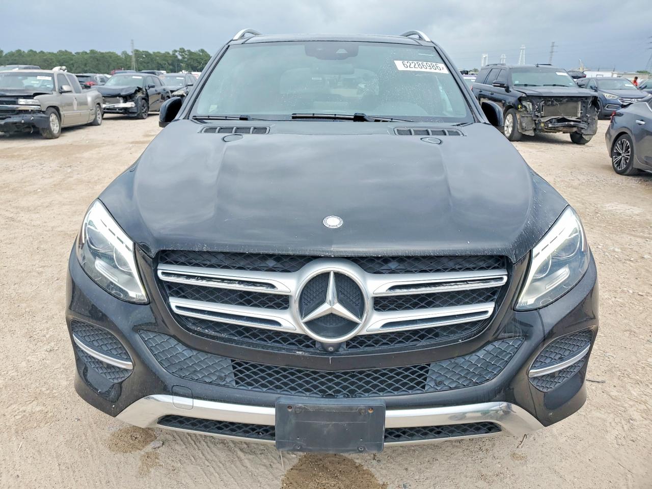 4JGDA5JB3HA928723 · 2017 MERCEDES-BENZ GLE · 5/13