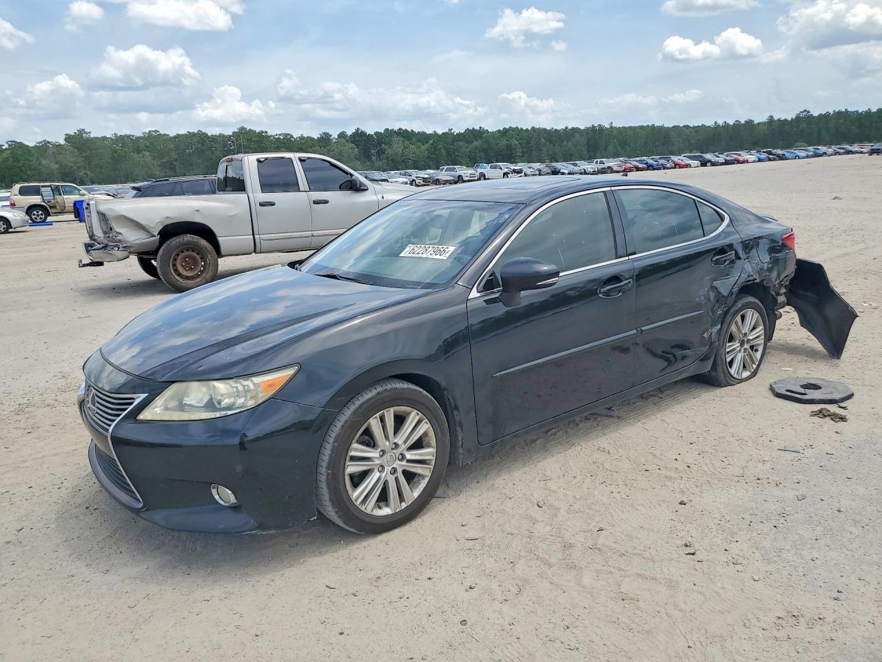 JTHBK1GG8E2131280 · 2014 LEXUS ES