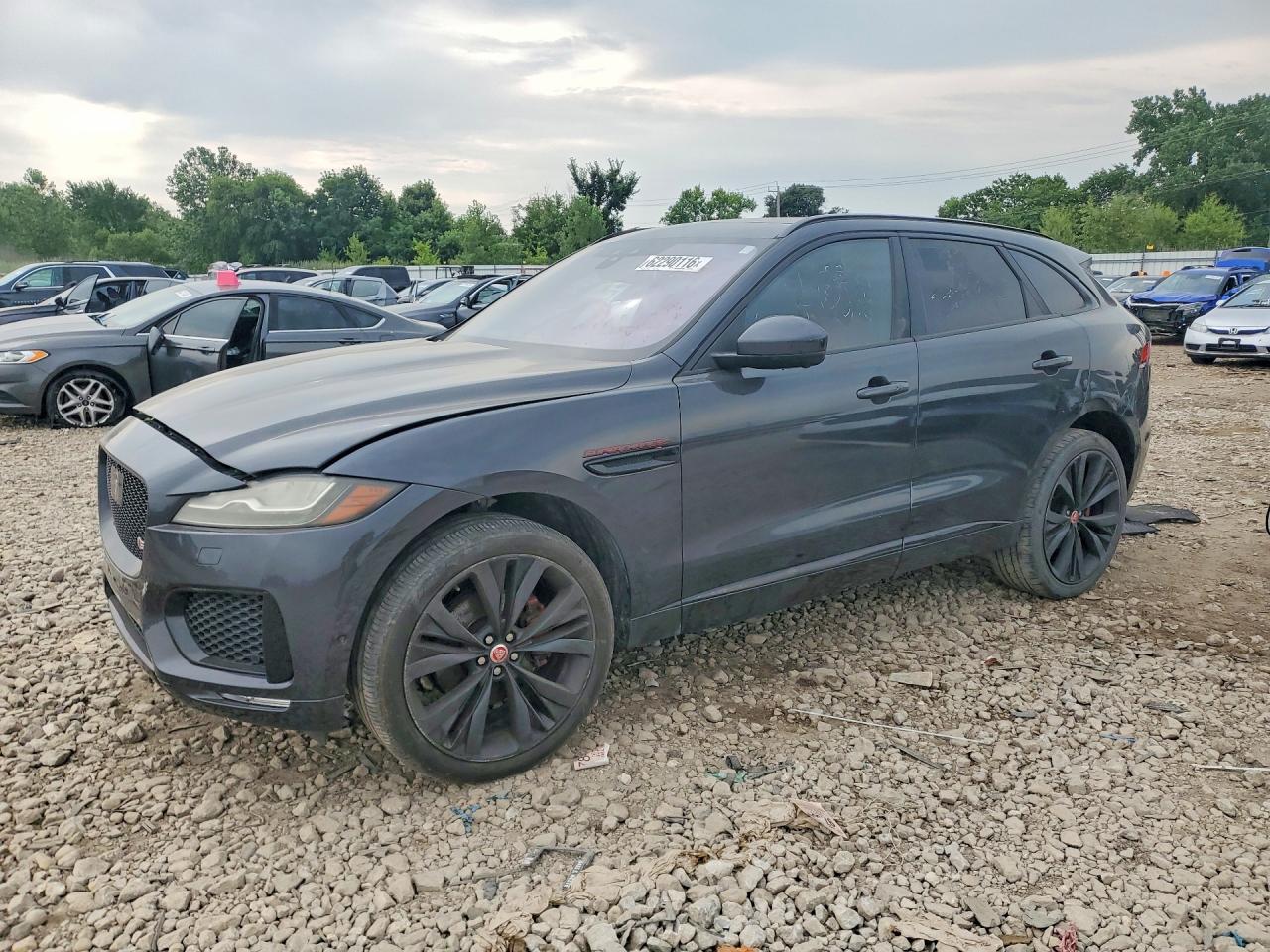 SADCM2BV6HA498253 · 2017 JAGUAR F-PACE