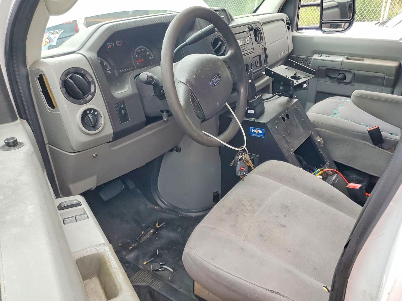 1FDXE4FS3HDC32401 · 2017 FORD ECONOLINE · 8/12