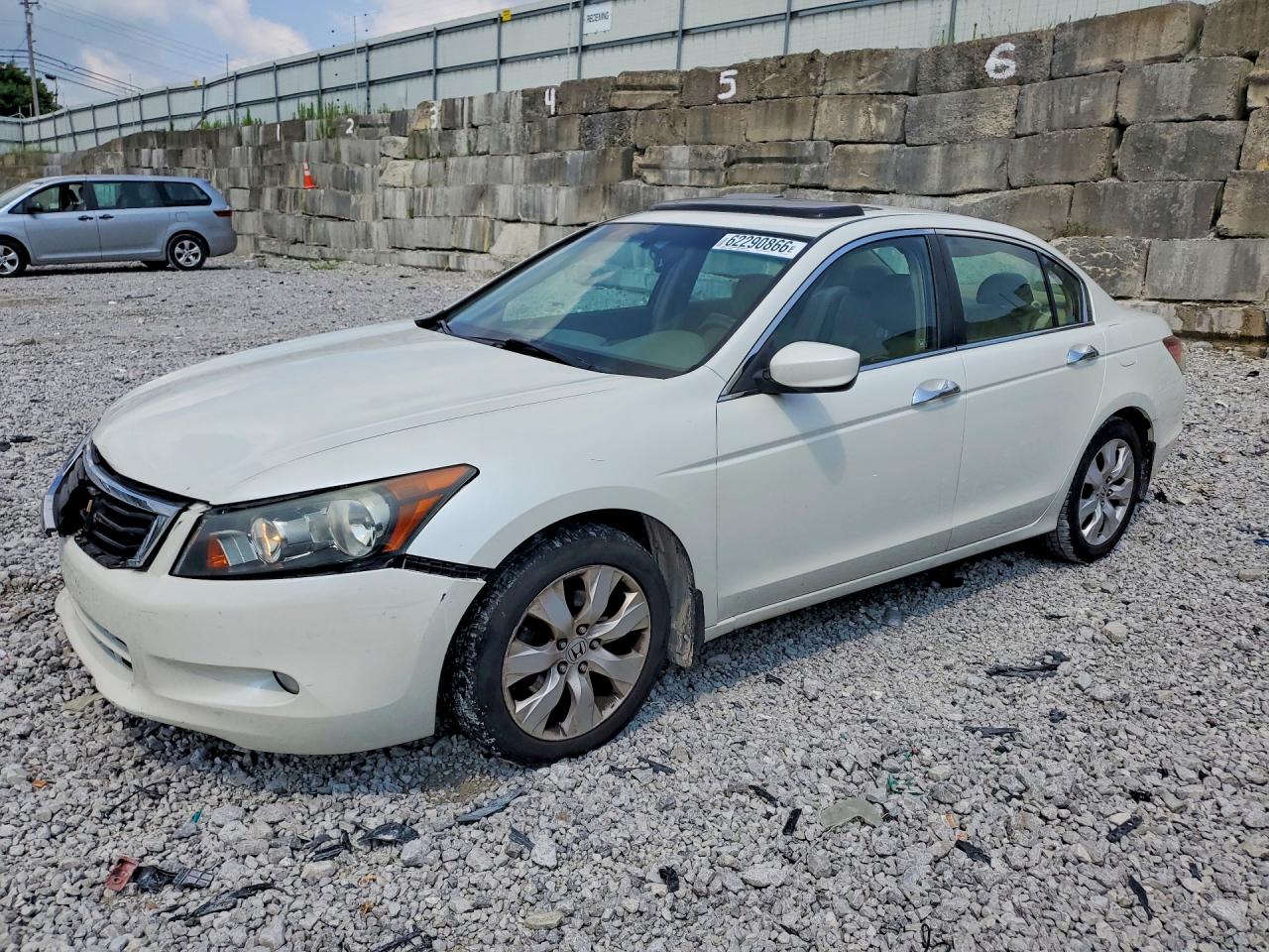 1HGCP36838A018295 · 2008 HONDA ACCORD
