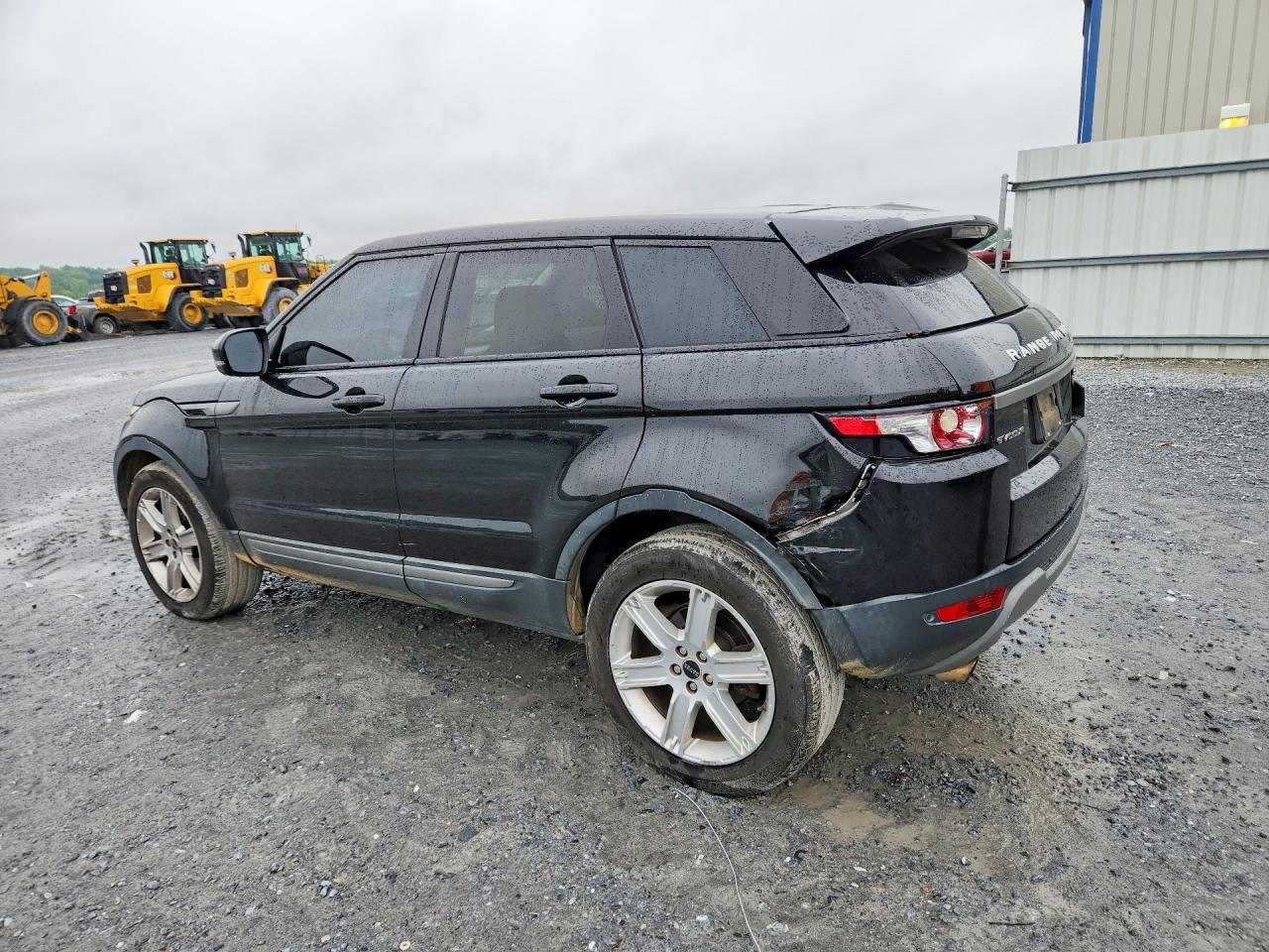 SALVP2BG8CH645033 · 2012 LAND ROVER RANGE ROVER EVOQUE · 2/13