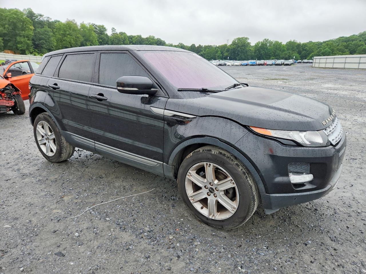 SALVP2BG8CH645033 · 2012 LAND ROVER RANGE ROVER EVOQUE · 4/13