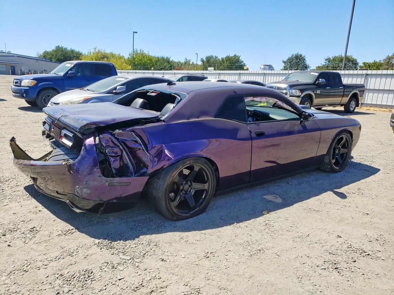 2C3CDZFJ1GH326065 · 2016 DODGE CHALLENGER · 3/13
