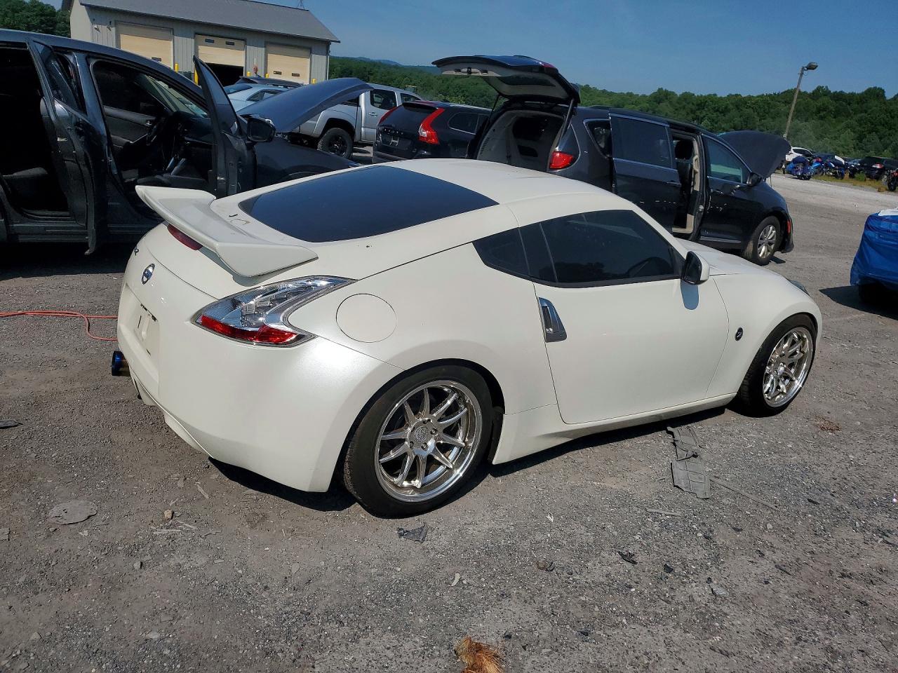 JN1AZ4EHXDM380711 · 2013 NISSAN 370Z · 3/12