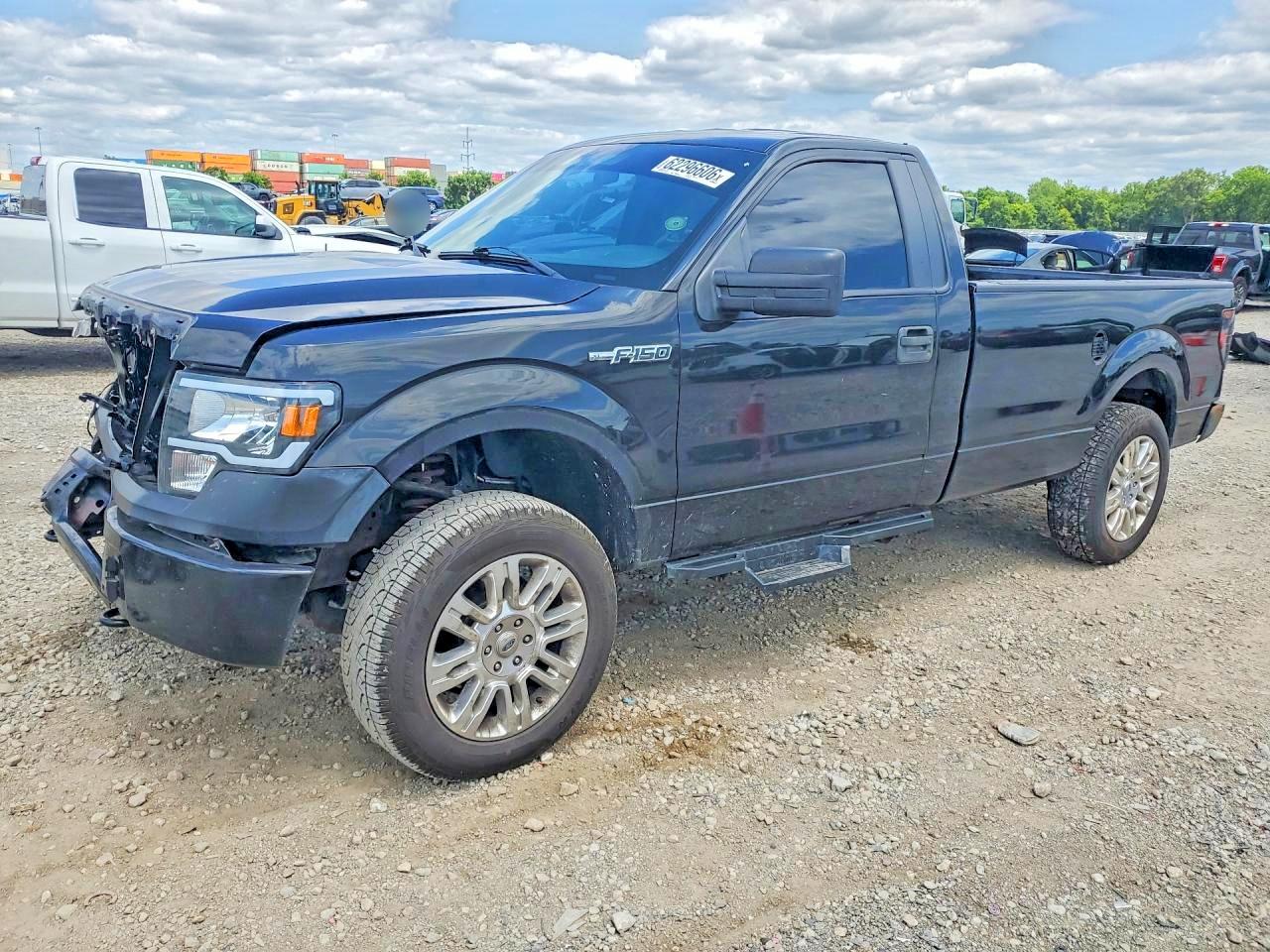 1FTNF1CF1DKD87582 · 2013 FORD F150