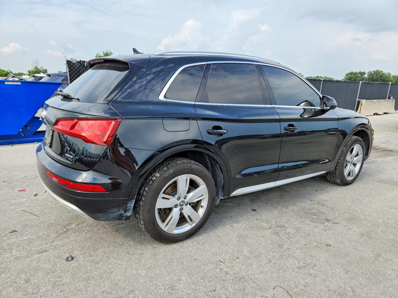 WA1ANAFY3K2111636 · 2019 AUDI Q5 · 3/13