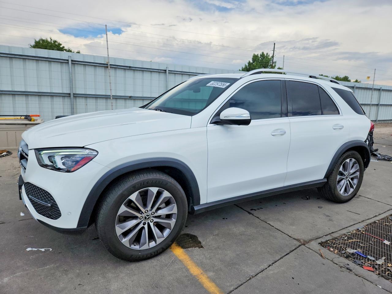 4JGFB4KB4NA636752 · 2022 MERCEDES-BENZ GLE