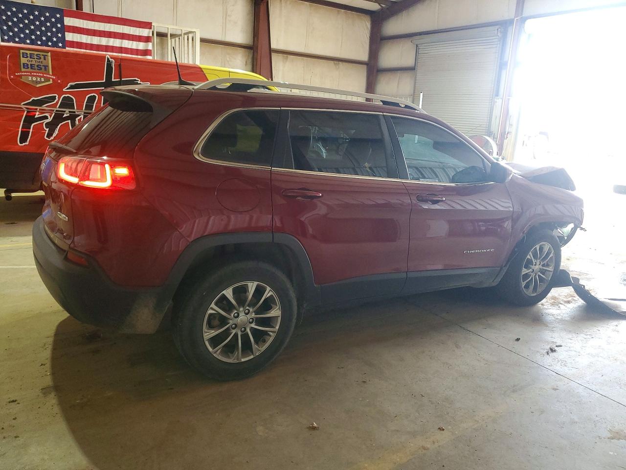 1C4PJLLB9KD132776 · 2019 JEEP CHEROKEE · 3/12