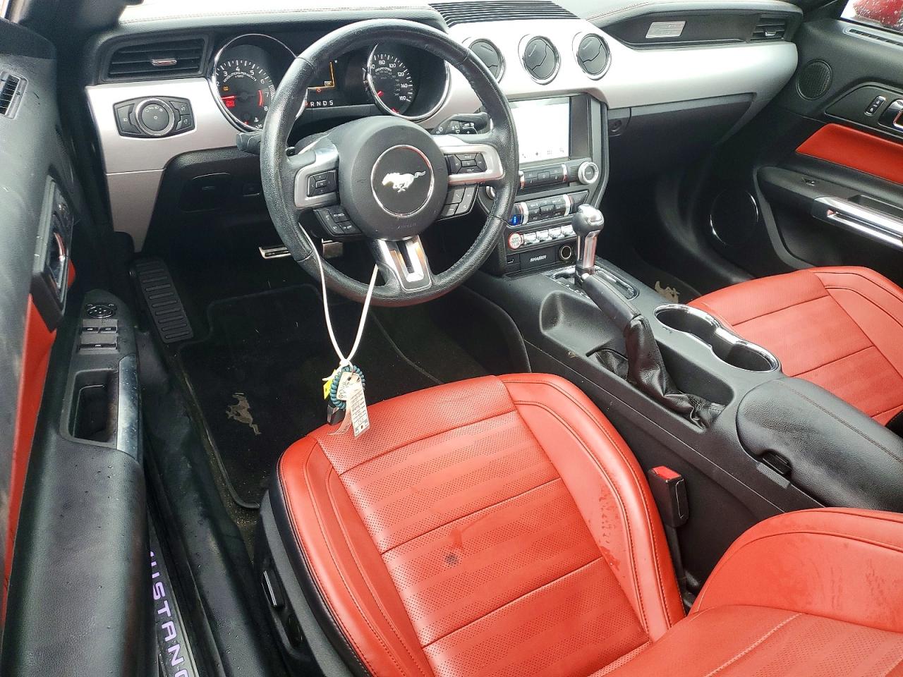 1FATP8UH3G5244638 · 2016 FORD MUSTANG · 8/13