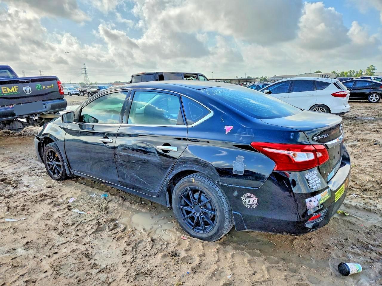 3N1AB7AP5HY309177 · 2017 NISSAN SENTRA · 2/12