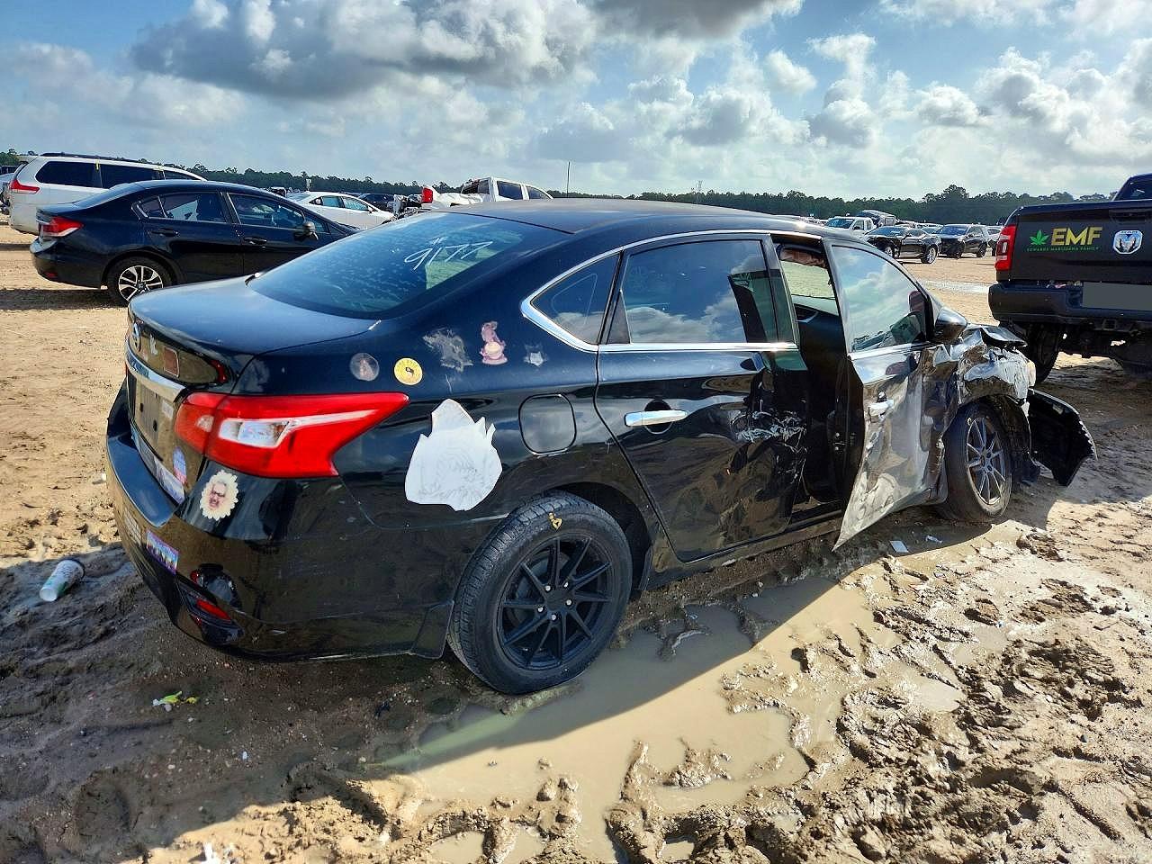3N1AB7AP5HY309177 · 2017 NISSAN SENTRA · 3/12