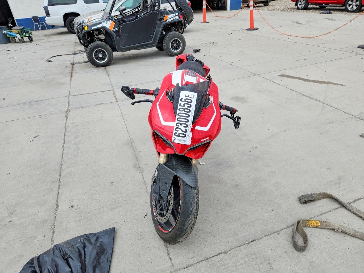 ZDM14BPW4CB004340 · 2012 DUCATI SUPERBIKE · 2/8