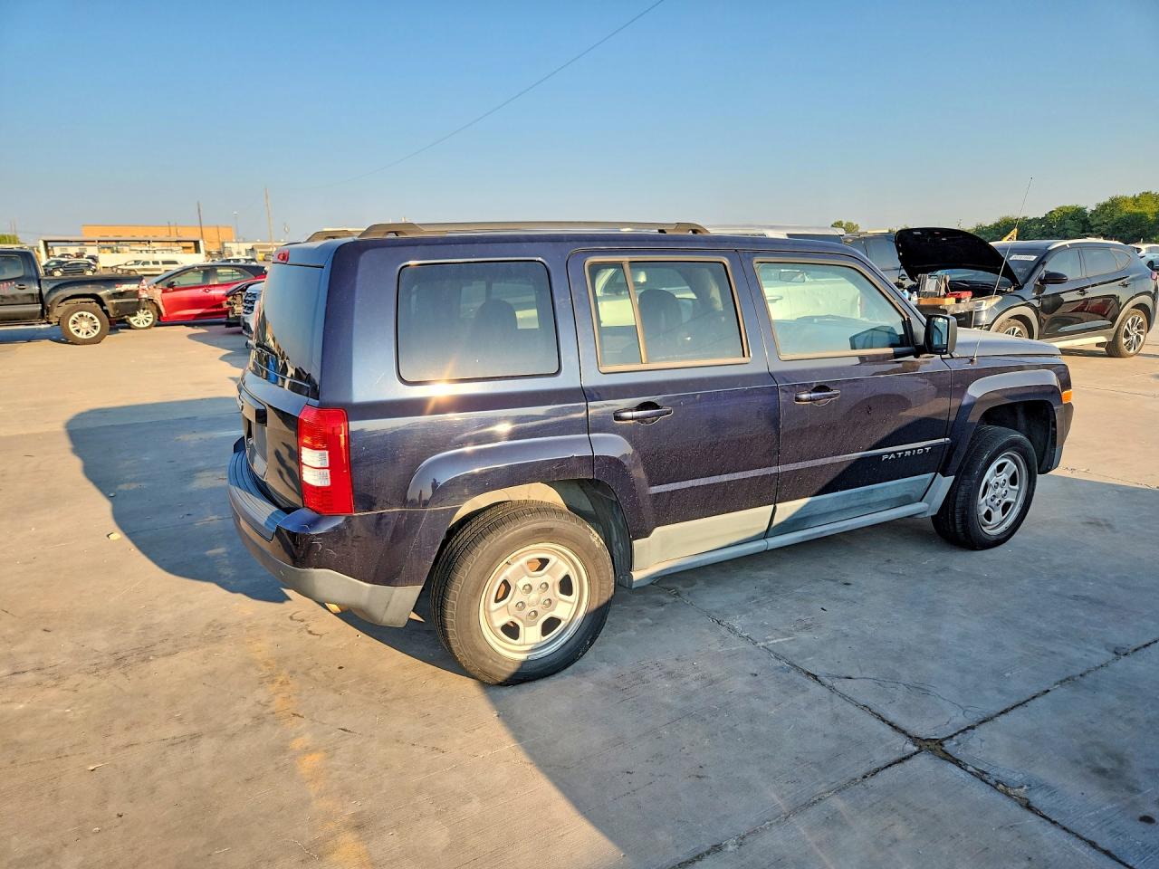 1J4NT1GB7BD142328 · 2011 JEEP PATRIOT · 3/13