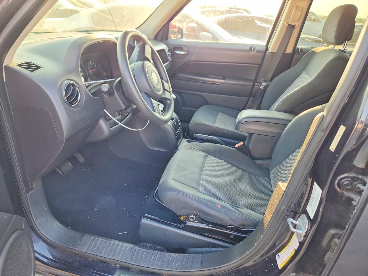 1J4NT1GB7BD142328 · 2011 JEEP PATRIOT · 7/13