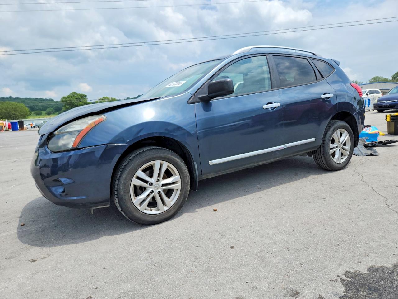 JN8AS5MT9FW165393 · 2015 NISSAN ROGUE SELECT