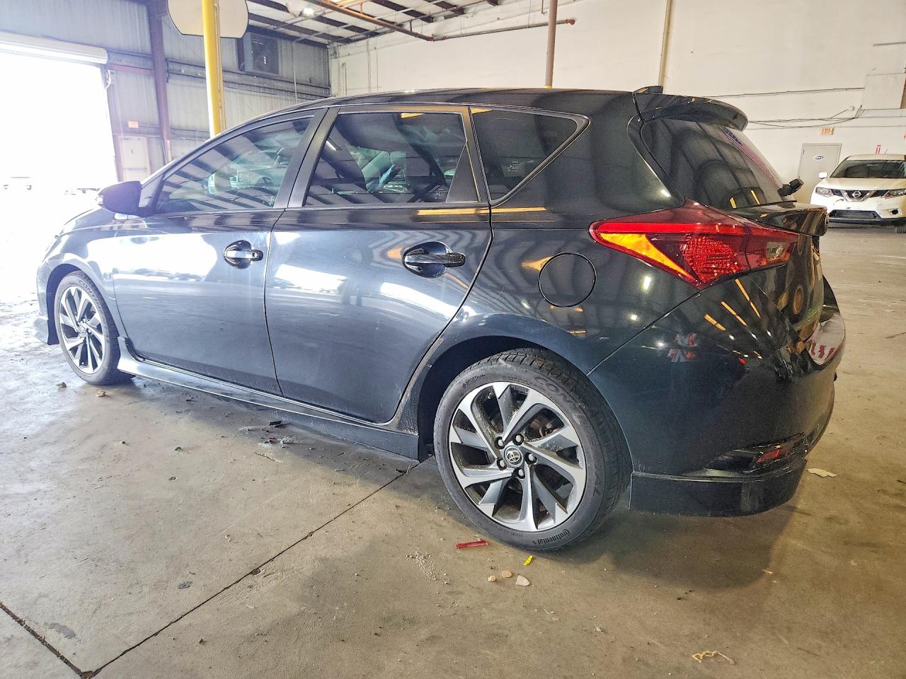 JTNKARJE0HJ544746 · 2017 TOYOTA COROLLA IM · 2/12