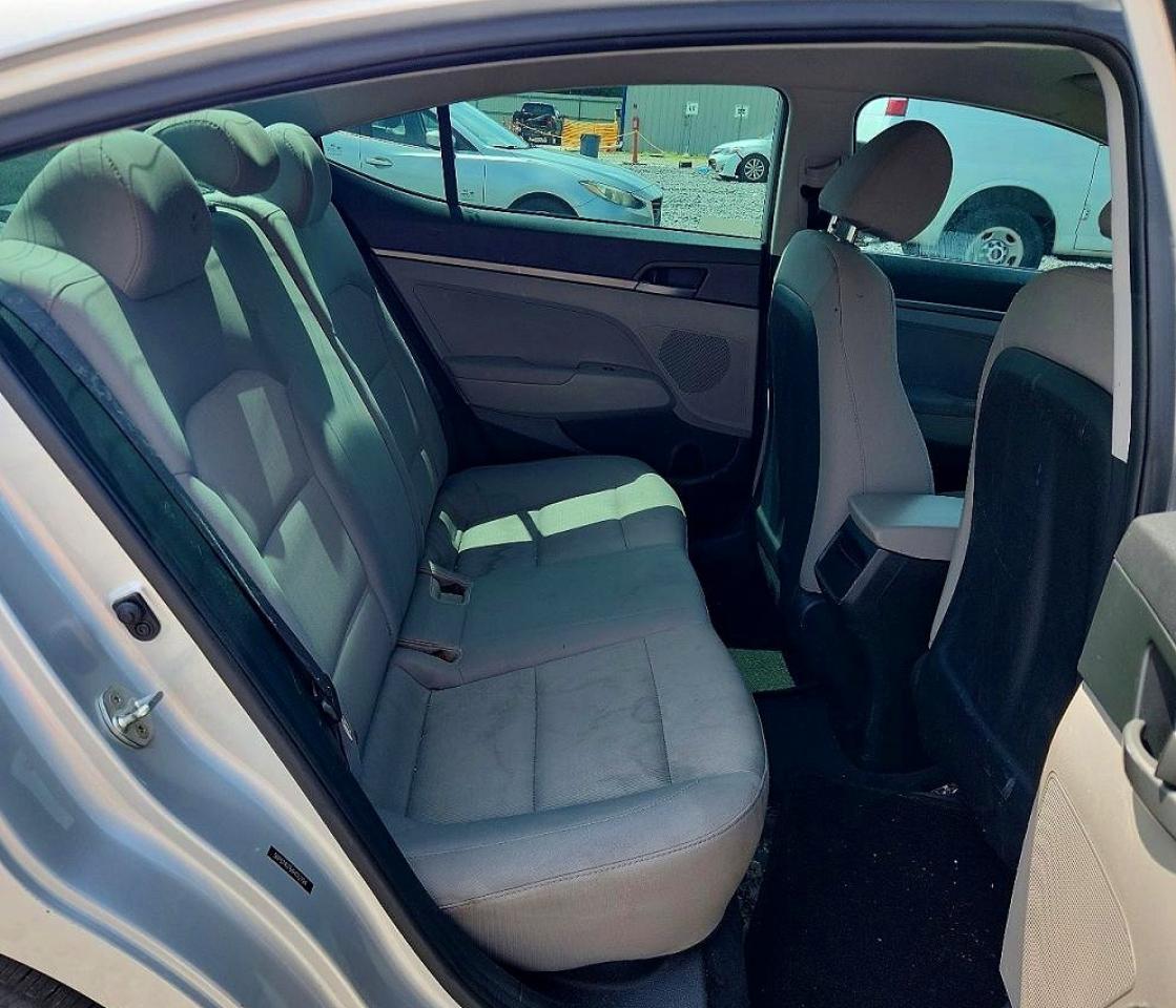 5NPD74LF6HH172794 · 2017 HYUNDAI ELANTRA · 10/13