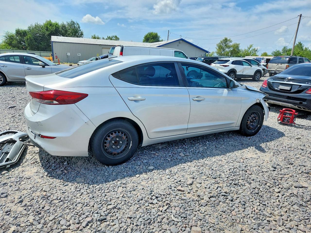 5NPD74LF6HH172794 · 2017 HYUNDAI ELANTRA · 3/13