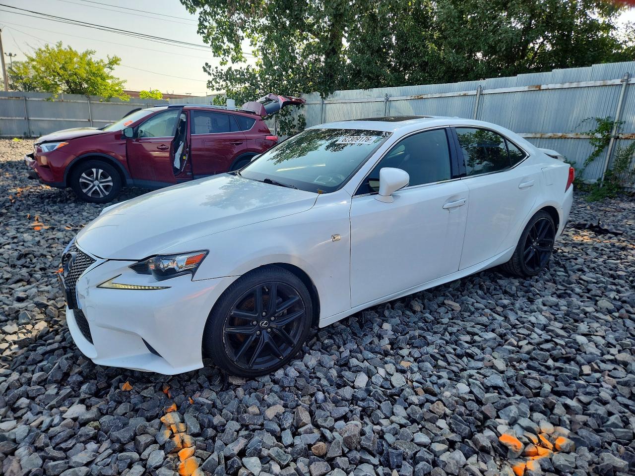 2015 LEXUS IS