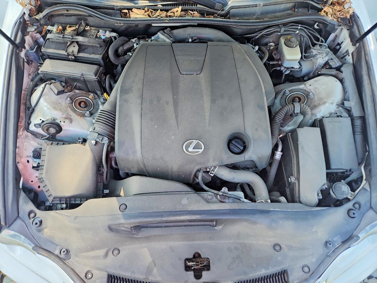 JTHCF1D2XF5021977 · 2015 LEXUS IS · 11/12
