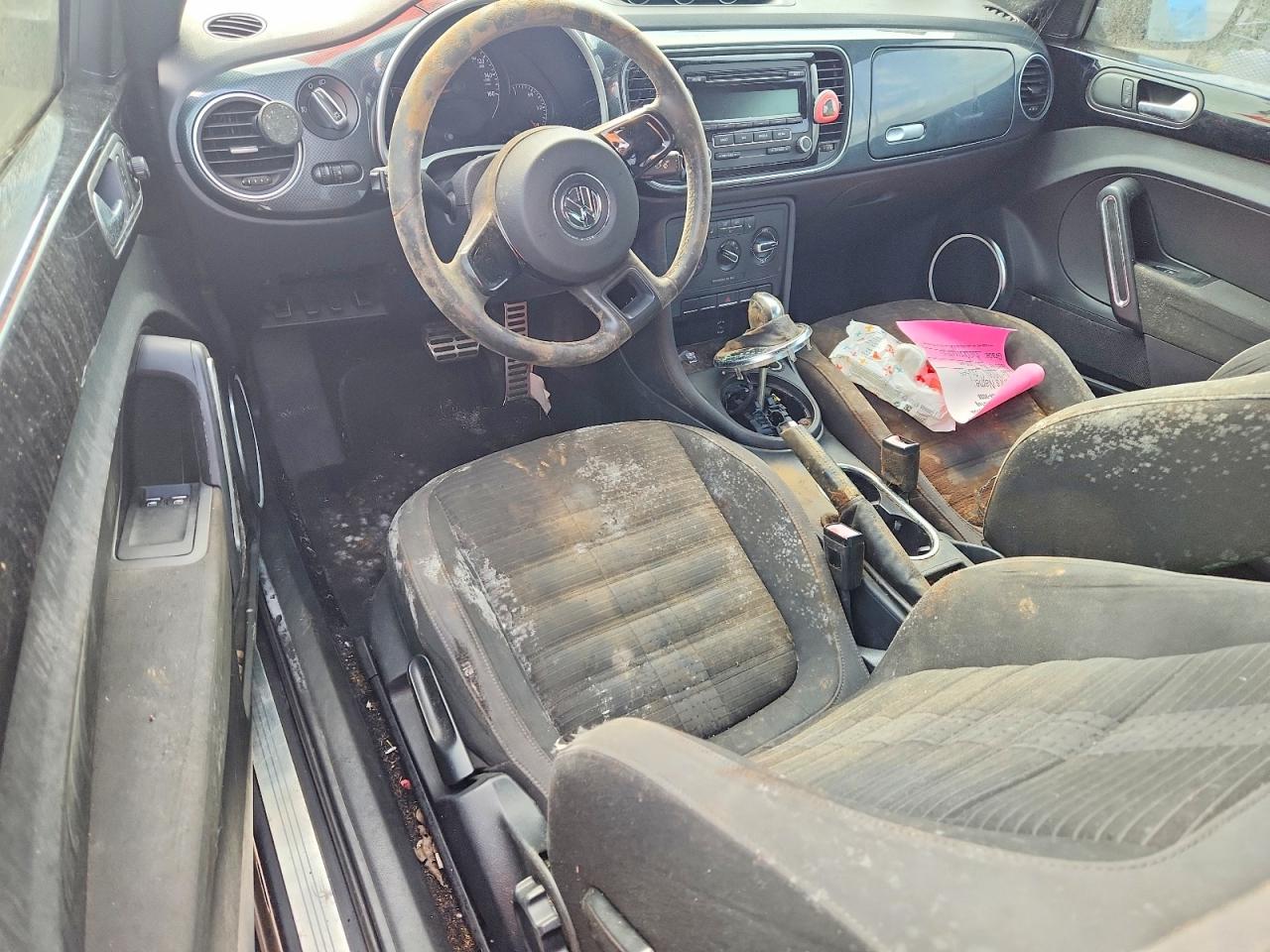 3VWV67AT5CM644498 · 2012 VOLKSWAGEN BEETLE · 8/12
