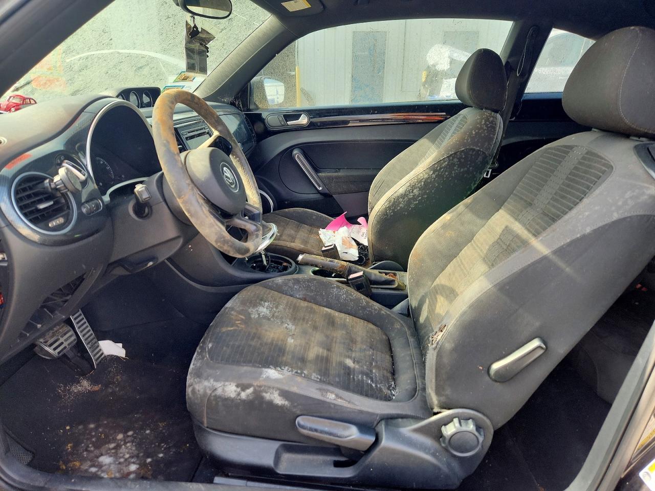 3VWV67AT5CM644498 · 2012 VOLKSWAGEN BEETLE · 7/12