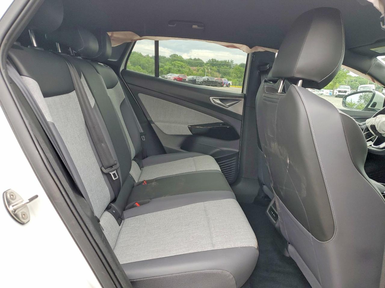 1V2CRPE81RC022819 · 2024 VOLKSWAGEN ID.4 · 10/12