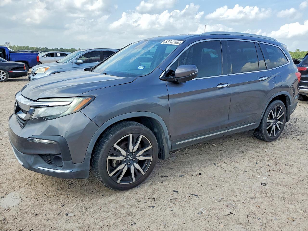 5FNYF5H97KB043174 · 2019 HONDA PILOT