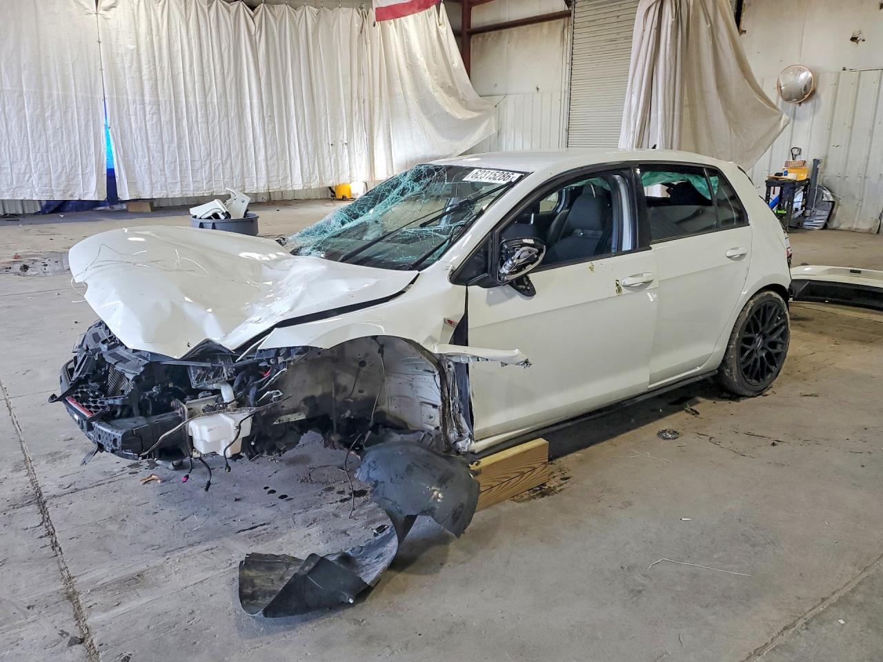 2018 VOLKSWAGEN GTI