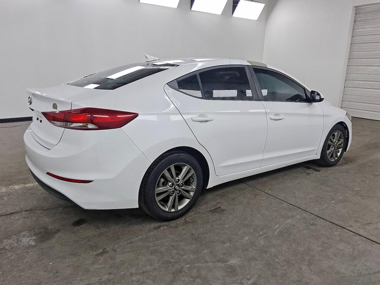 5NPD84LF9JH301792 · 2018 HYUNDAI ELANTRA · 3/12