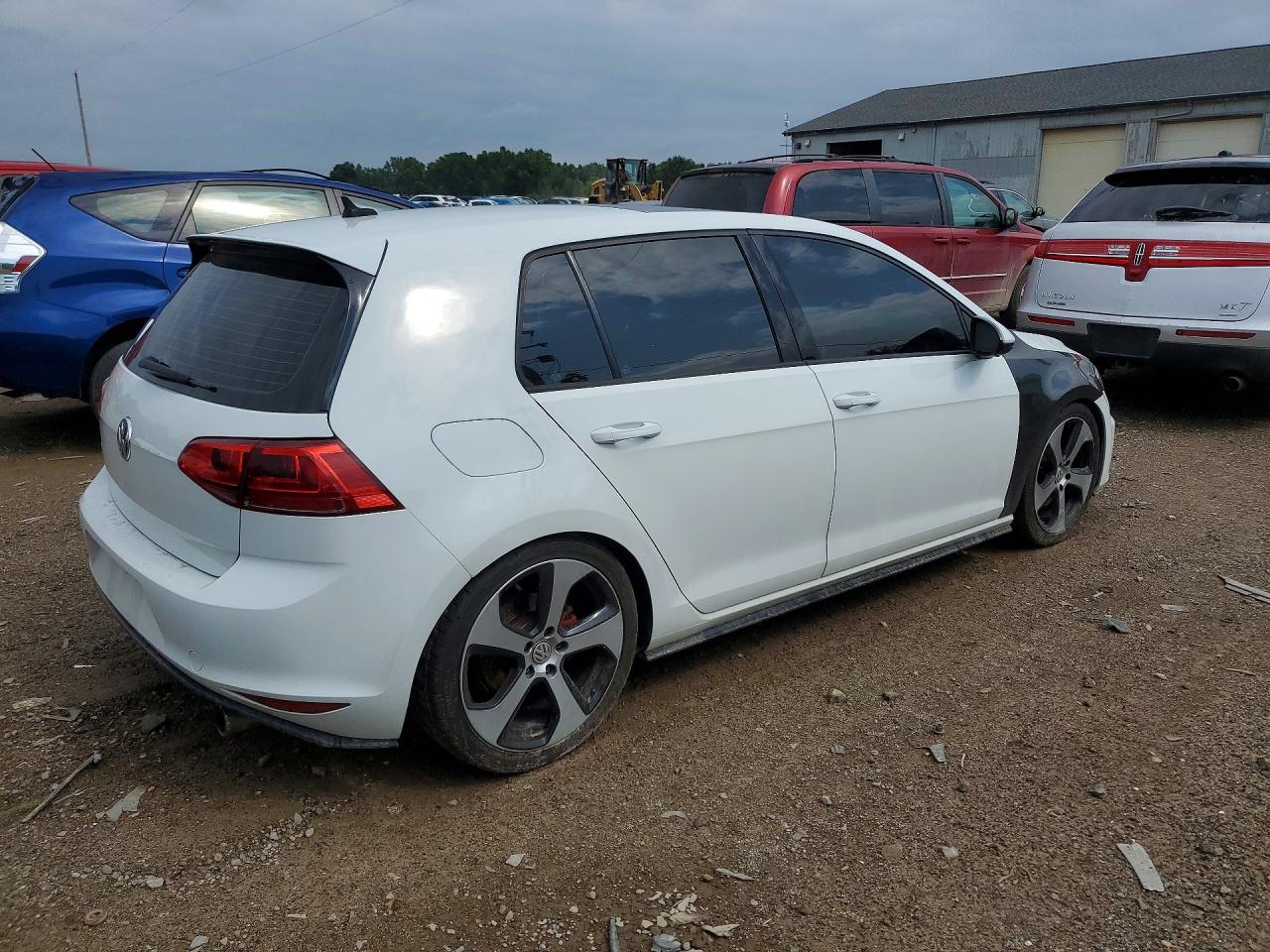 3VW5T7AU9GM062167 · 2016 VOLKSWAGEN GTI · 3/12