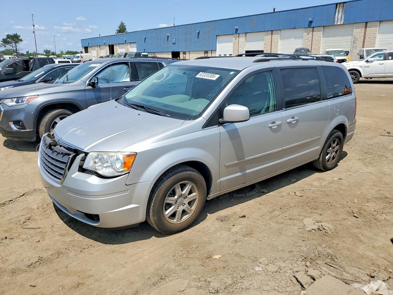 2A4RR5D13AR338801 · 2010 CHRYSLER TOWN & COUNTRY