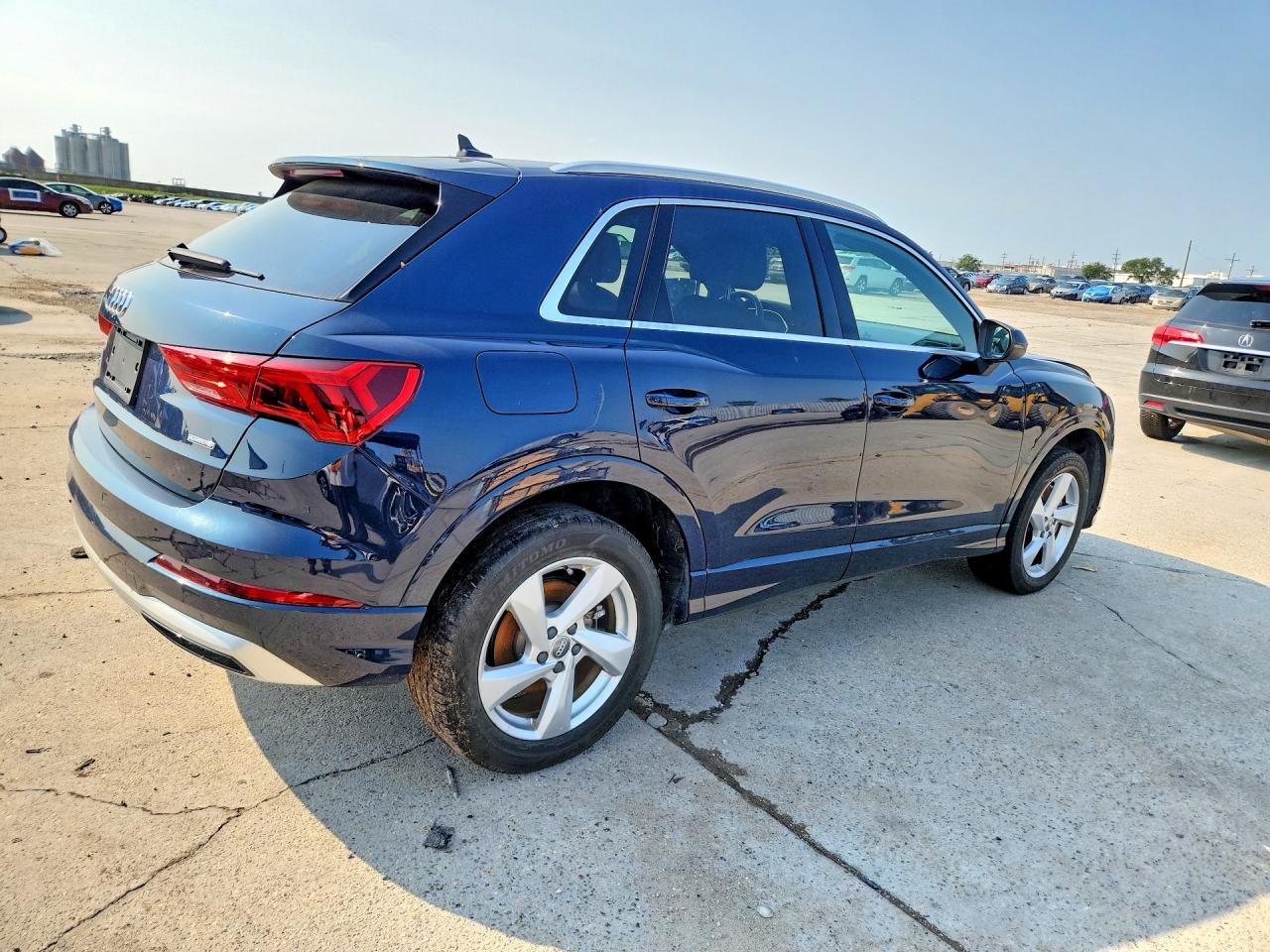 WA1BEDF37L1003019 · 2020 AUDI Q3 · 3/13