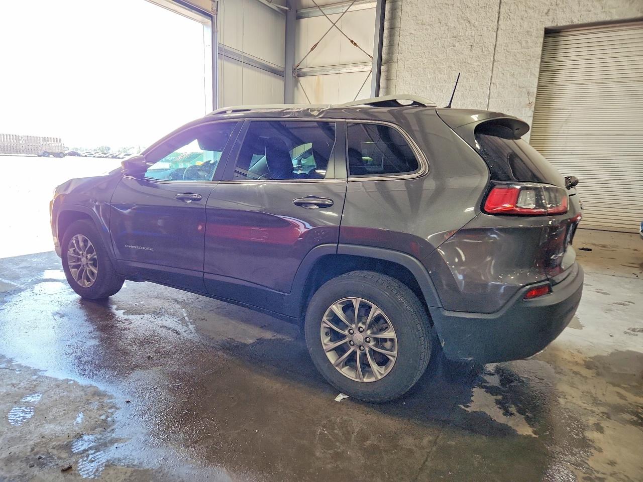 1C4PJMLX9LD644816 · 2020 JEEP CHEROKEE · 2/12