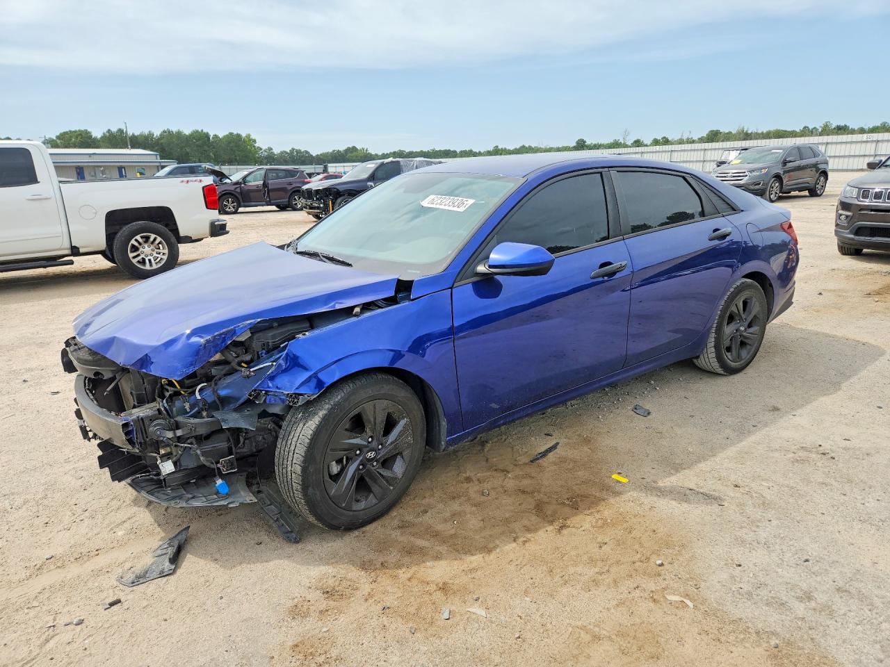 5NPLS4AG6NH056027 · 2022 HYUNDAI ELANTRA