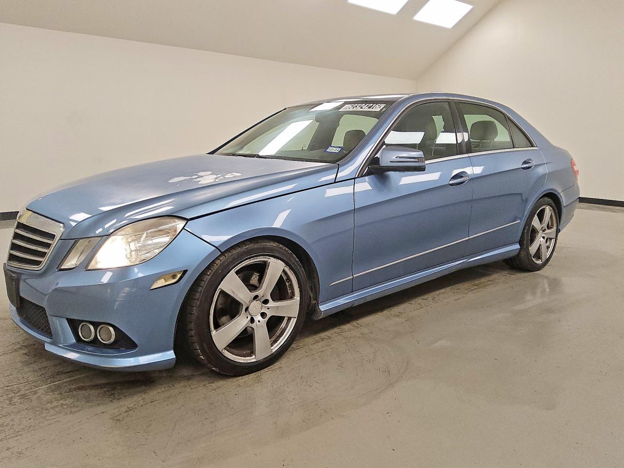 WDDHF5GBXAA084836 · 2010 MERCEDES-BENZ E