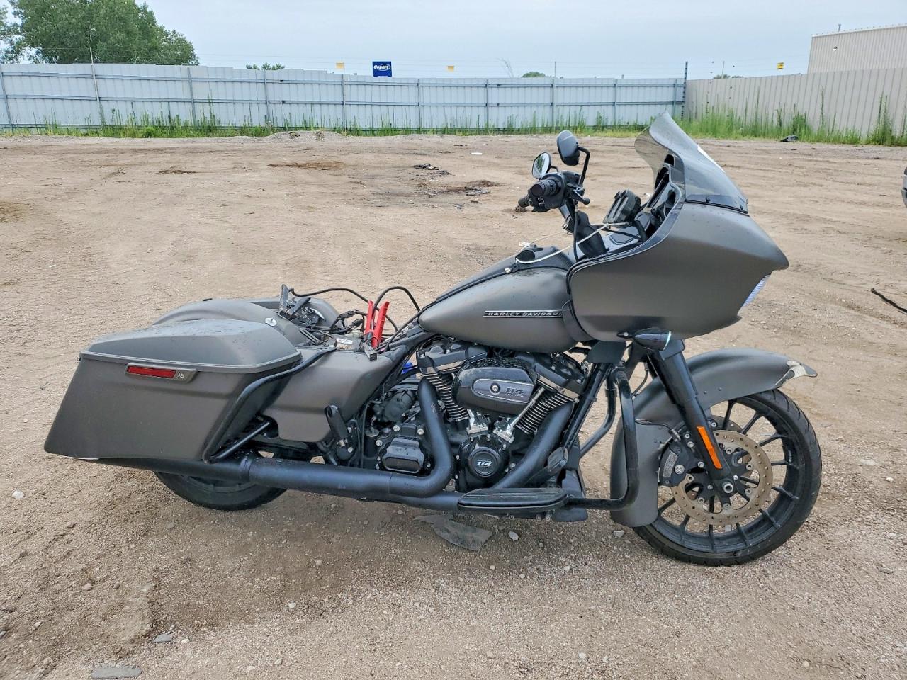 1HD1KTP13KB675944 · 2019 HARLEY-DAVIDSON FLTRXS