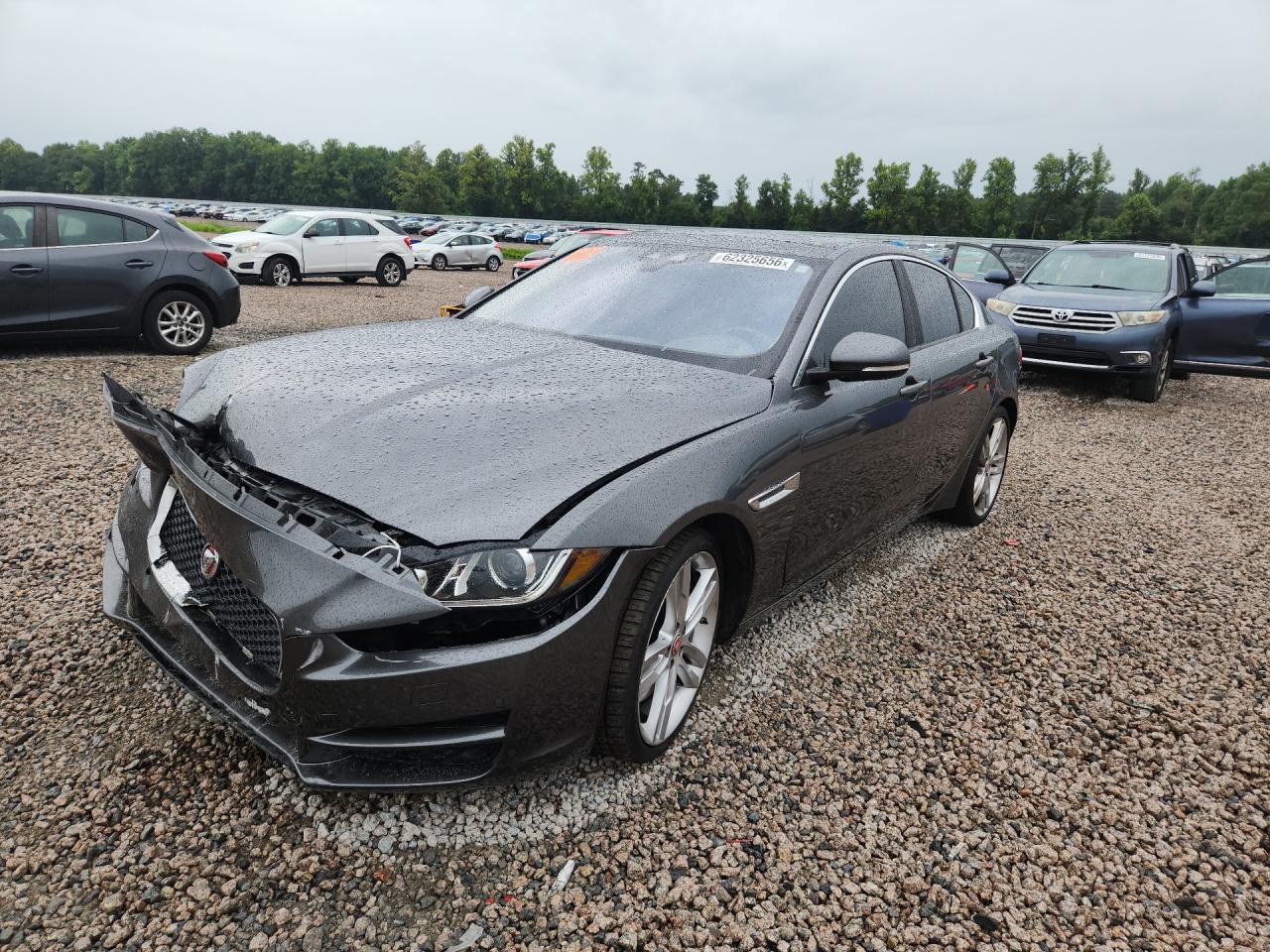 2017 JAGUAR XE
