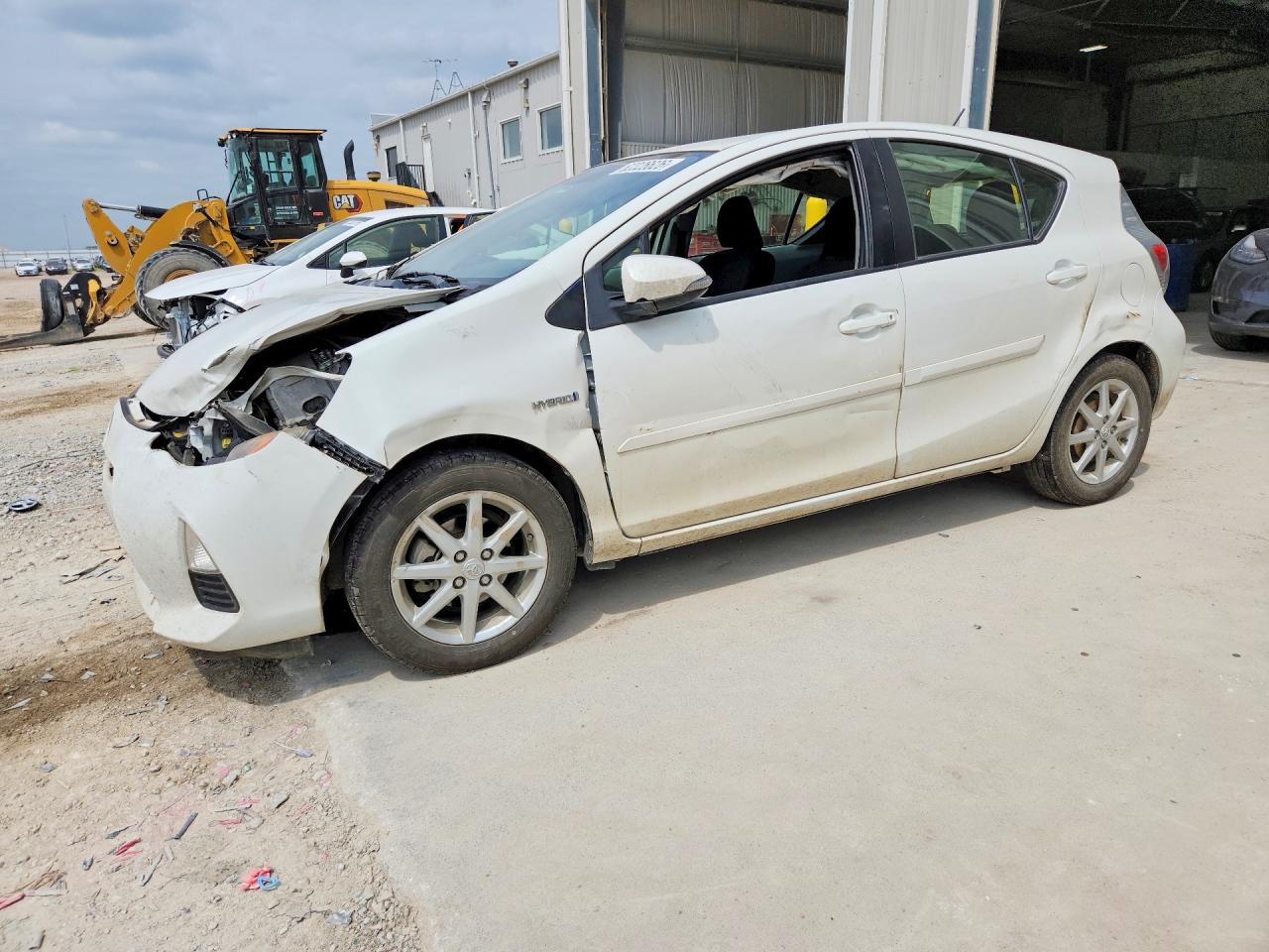 JTDKDTB30D1531088 · 2013 TOYOTA PRIUS C