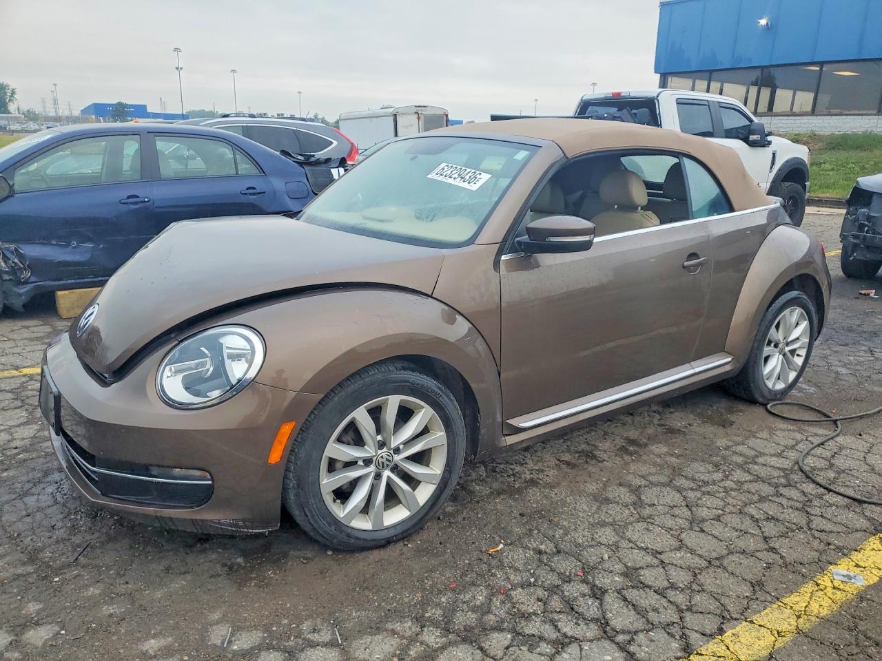 3VW5L7AT7DM831347 · 2013 VOLKSWAGEN BEETLE