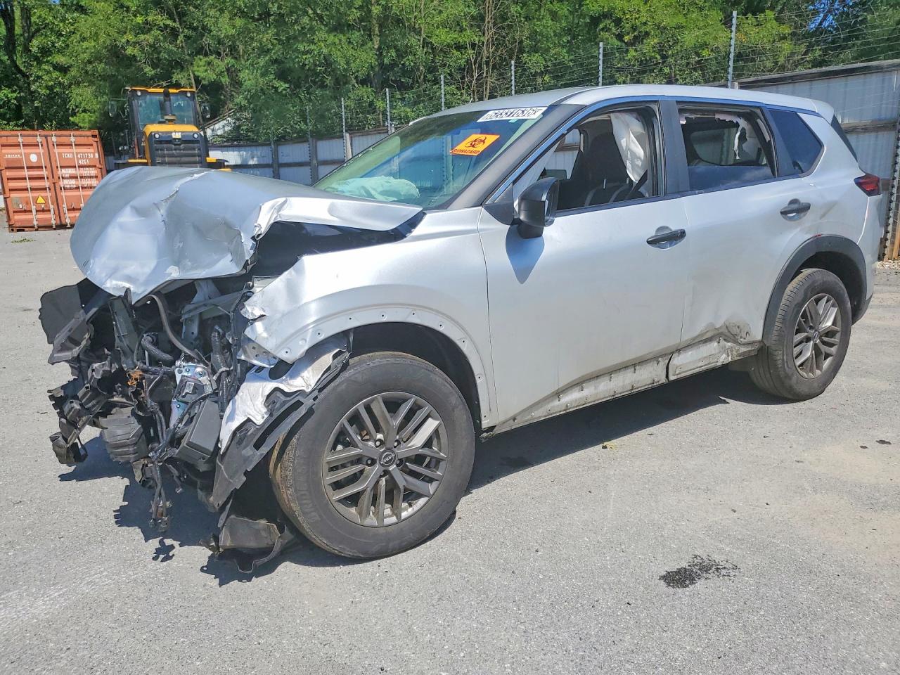 5N1BT3AA1RC752001 · 2024 NISSAN ROGUE