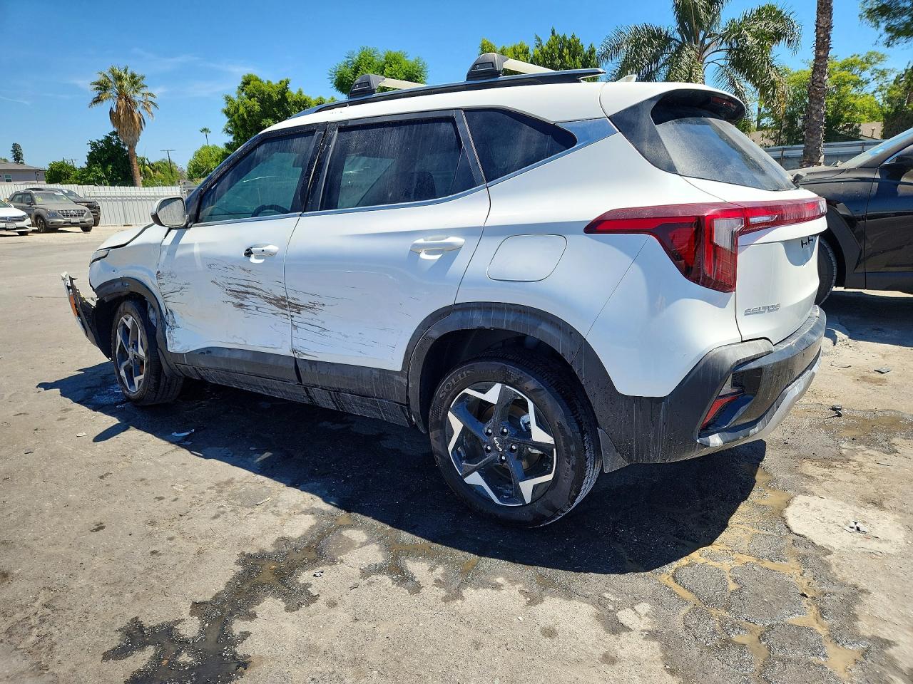 KNDER2AAXS7797740 · 2025 KIA SELTOS · 2/13