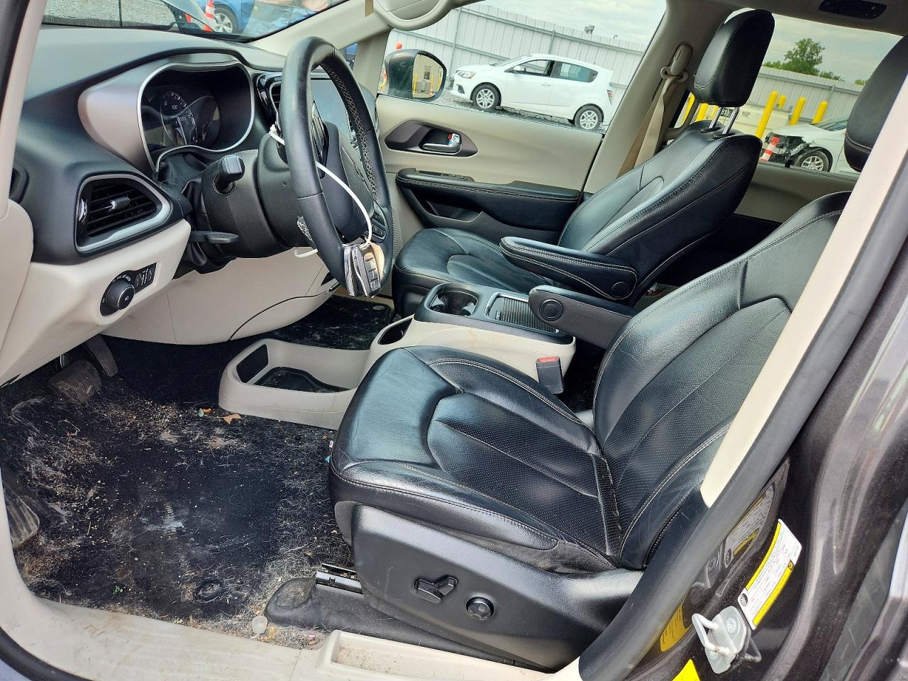 2C4RC1BG2NR117297 · 2022 CHRYSLER PACIFICA · 7/13