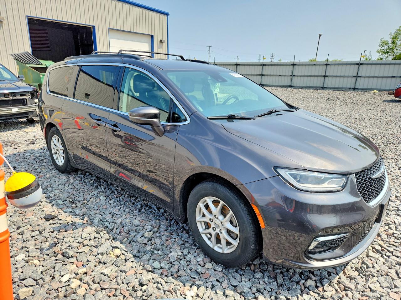 2C4RC1BG2NR117297 · 2022 CHRYSLER PACIFICA · 4/13