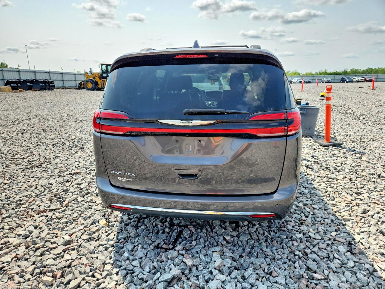 2C4RC1BG2NR117297 · 2022 CHRYSLER PACIFICA · 6/13