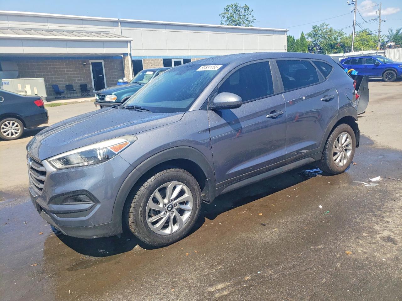 KM8J2CA47JU754746 · 2018 HYUNDAI TUCSON